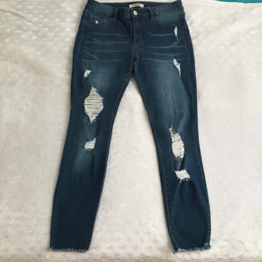 Dark Blue Ripped Skinny Jean